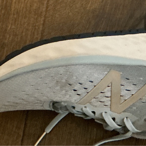 New Balance Fresh Foam 1080 v9 Running Shoes | Women’s 9.5 | Light Blue - Picture 4 of 14